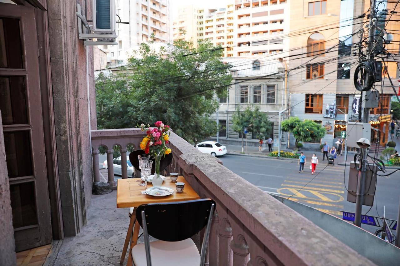 Cozy Apartment On Republic Square يريفان المظهر الخارجي الصورة